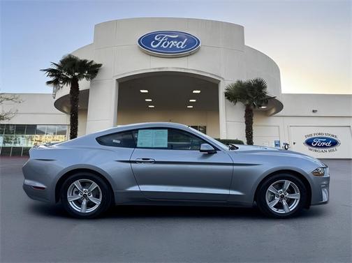 2022 Ford Mustang ECOBOOST