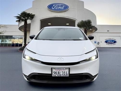 2024 Toyota Prius LE