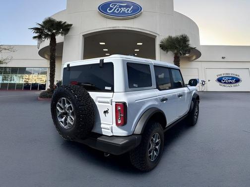 OXFORD WHITE 2025 Ford Bronco BADLANDS