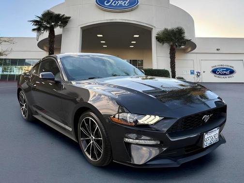 2022 Ford Mustang ECOBOOST