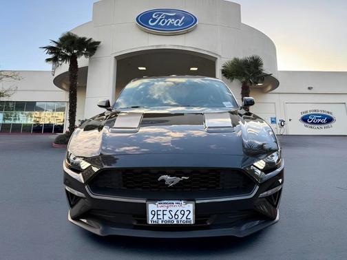 2022 Ford Mustang ECOBOOST