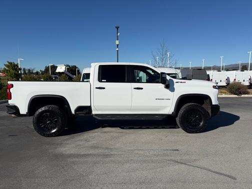 2025 Chevrolet Silverado 2500 ZR2