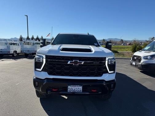 2025 Chevrolet Silverado 2500 ZR2