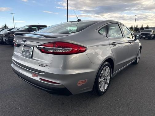 ICONIC SILVER 2020 Ford Fusion Energi TITANIUM