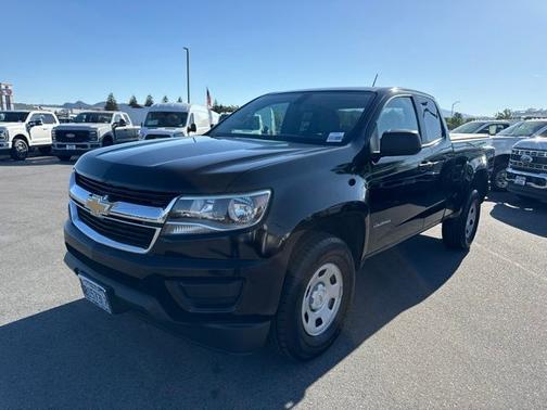 Black 2018 Chevrolet Colorado WT