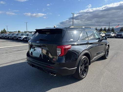 AGATE BLACK METALLIC 2022 Ford Explorer ST