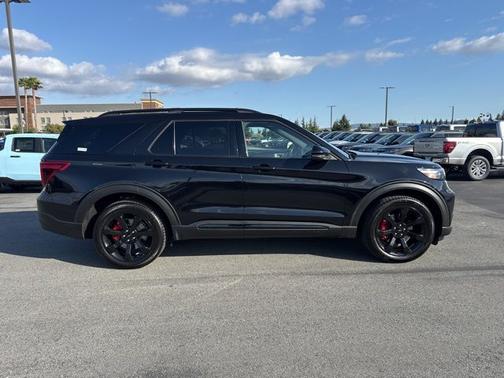 AGATE BLACK METALLIC 2022 Ford Explorer ST