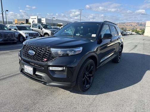 AGATE BLACK METALLIC 2022 Ford Explorer ST