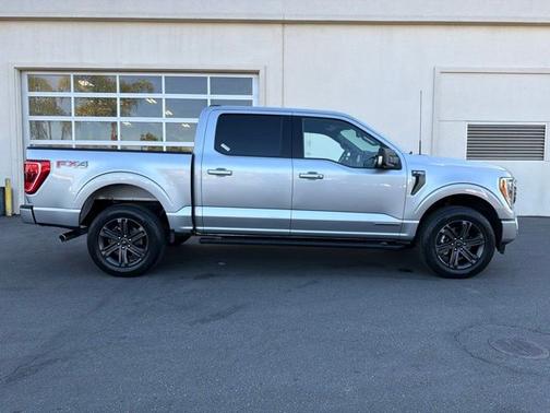 ICONIC SILVER METALLIC 2023 Ford F-150 XLT