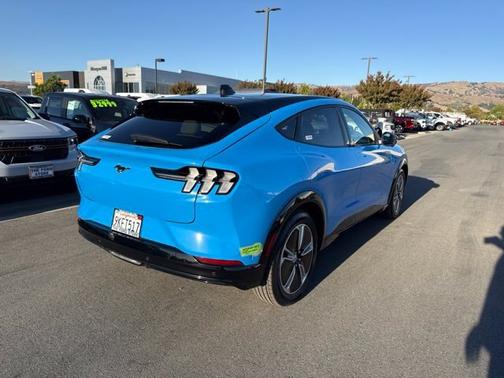 GRABBER BLUE METALLIC 2023 Ford Mustang Mach-E PREMIUM