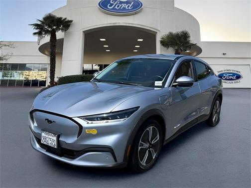 2022 Ford Mustang Mach-E SELECT