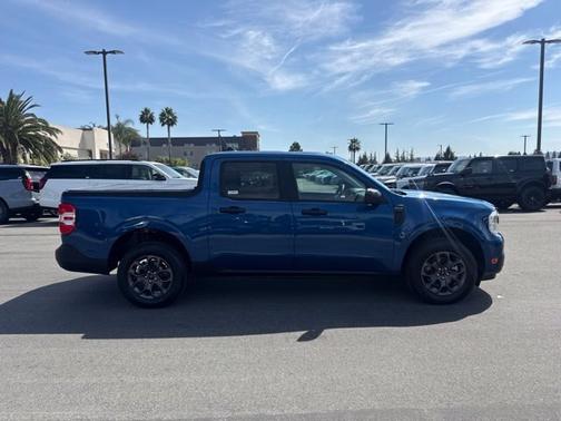 ATLAS BLUE METALLIC 2024 Ford Maverick XLT