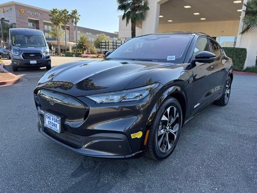 2022 Ford Mustang Mach-E PREMIUM