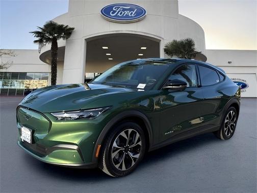 2024 Ford Mustang Mach-E SELECT