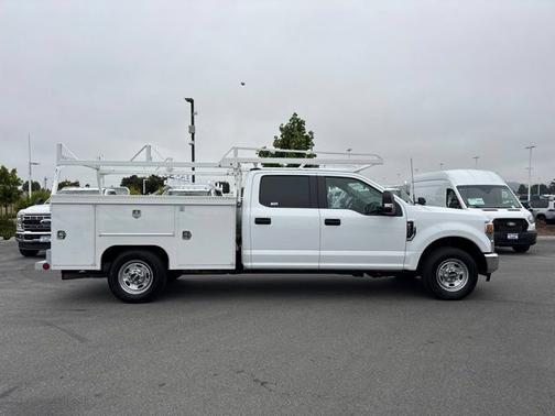 OXFORD WHITE 2022 Ford F-250 XL