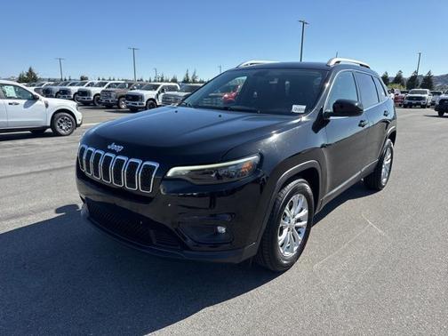 Diamond Black 2019 Jeep Cherokee LATITUDE