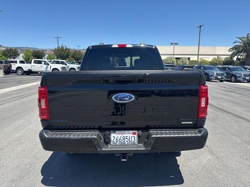 AGATE BLACK METALLIC 2023 Ford F-150 XLT