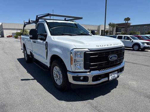 OXFORD WHITE 2023 Ford F-250 XL
