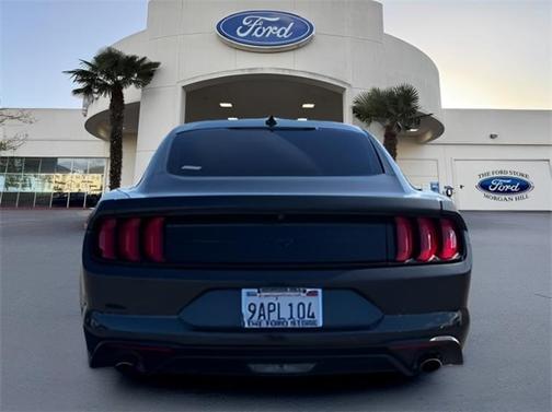 2022 Ford Mustang ECOBOOST