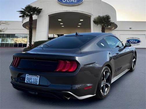 2022 Ford Mustang ECOBOOST
