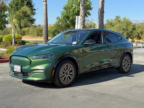 2024 Ford Mustang Mach-E PREMIUM