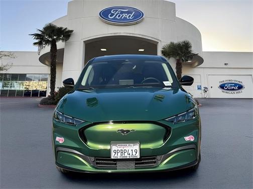 2024 Ford Mustang Mach-E PREMIUM