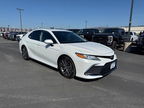 2023 Toyota Camry XLE