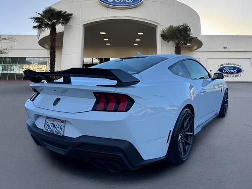 2025 Ford Mustang DARK HORSE