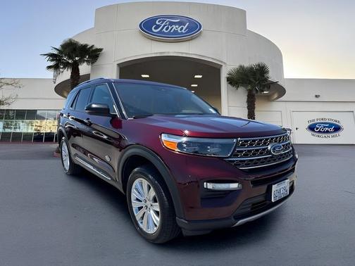 BURGUNDY VELVET MET TINT CC 2022 Ford Explorer KING RANCH