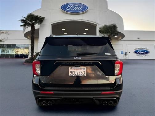 2022 Ford Explorer ST