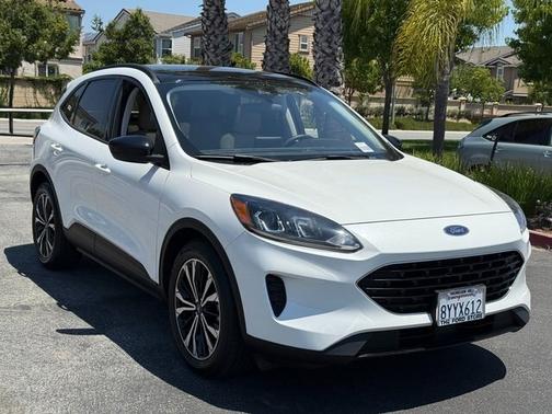 2021 Ford Escape SE