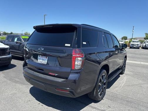 Dark Ash Metallic 2023 Chevrolet Tahoe RST