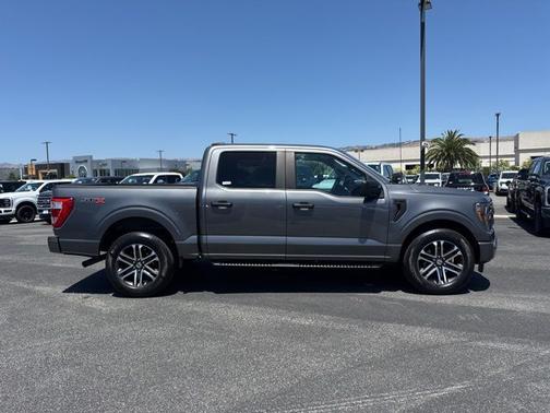 CARBONIZED GRAY METALLIC 2023 Ford F-150 XL