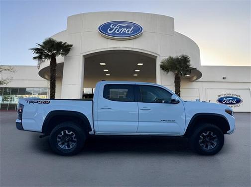 2023 Toyota Tacoma TRD OFF ROAD