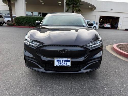2022 Ford Mustang Mach-E SELECT
