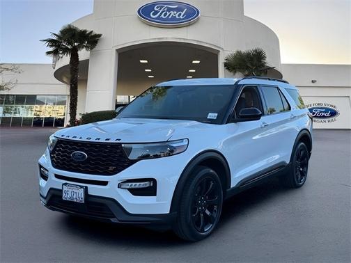 2022 Ford Explorer ST