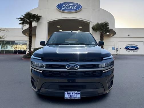 AGATE BLACK METALLIC 2024 Ford Expedition XLT