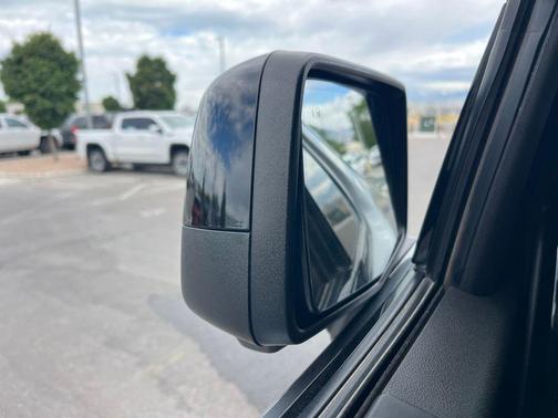 Sterling 2023 GMC Sierra 1500 AT4X