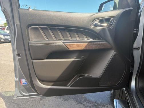 Satin Steel Metallic 2022 GMC Canyon Denali