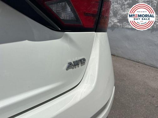 Glacier White 2020 Nissan Altima 2.5 S