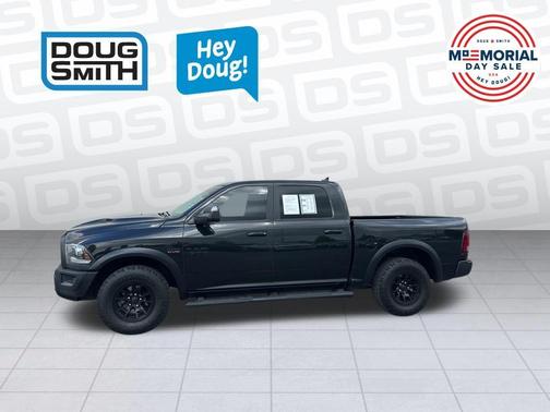 Brilliant Black Crystal Pearlcoat 2017 RAM 1500 Rebel