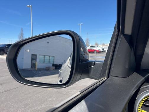 White Sand 2026 Chevrolet Trax ACTIV
