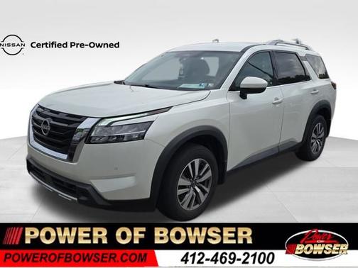 2023 Nissan Pathfinder SL