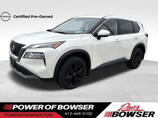 Pearl White Tri-Coat 2023 Nissan Rogue SV