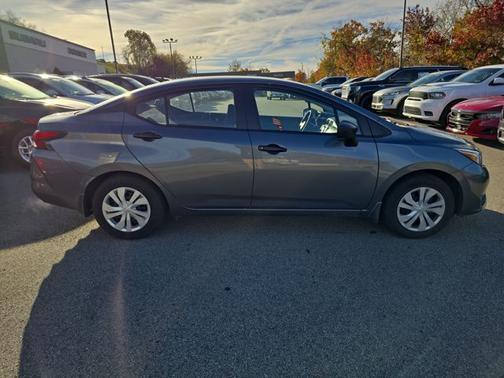 2024 Nissan Versa 1.6 S
