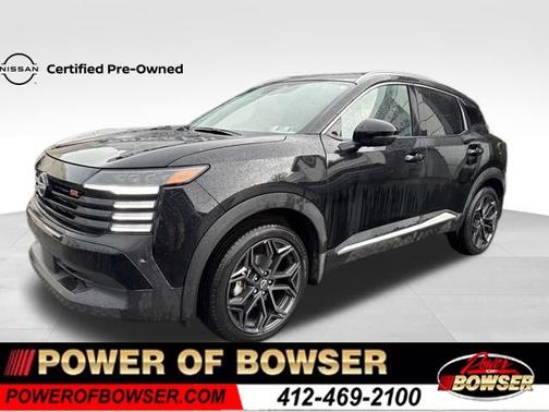 Super Black 2025 Nissan Kicks SR