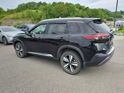 2022 Nissan Rogue SL