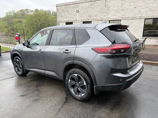 Gun Metallic 2025 Nissan Rogue SV