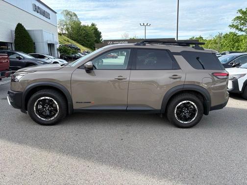 Baja Storm 2024 Nissan Pathfinder Rock Creek