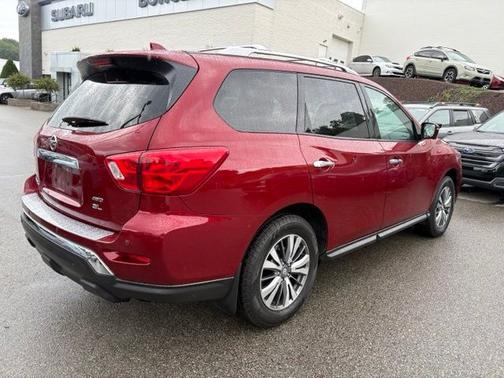 Scarlet Ember 2020 Nissan Pathfinder SL